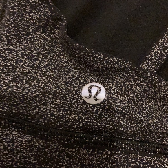 Lulu sports bra - Picture 3 of 3